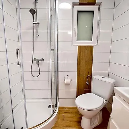 Letniskowe Sarbinowska Jaskolka Hotel