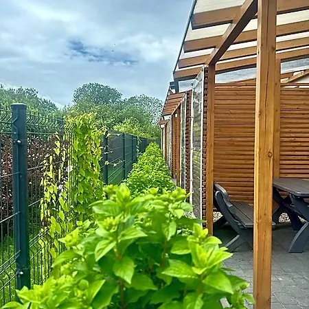 Hotel Letniskowe Sarbinowska Jaskolka Sarbinowo